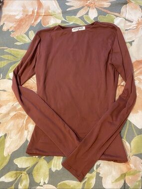 MY Outfit Online Women's Berry Long-Sleeve Crewneck Top